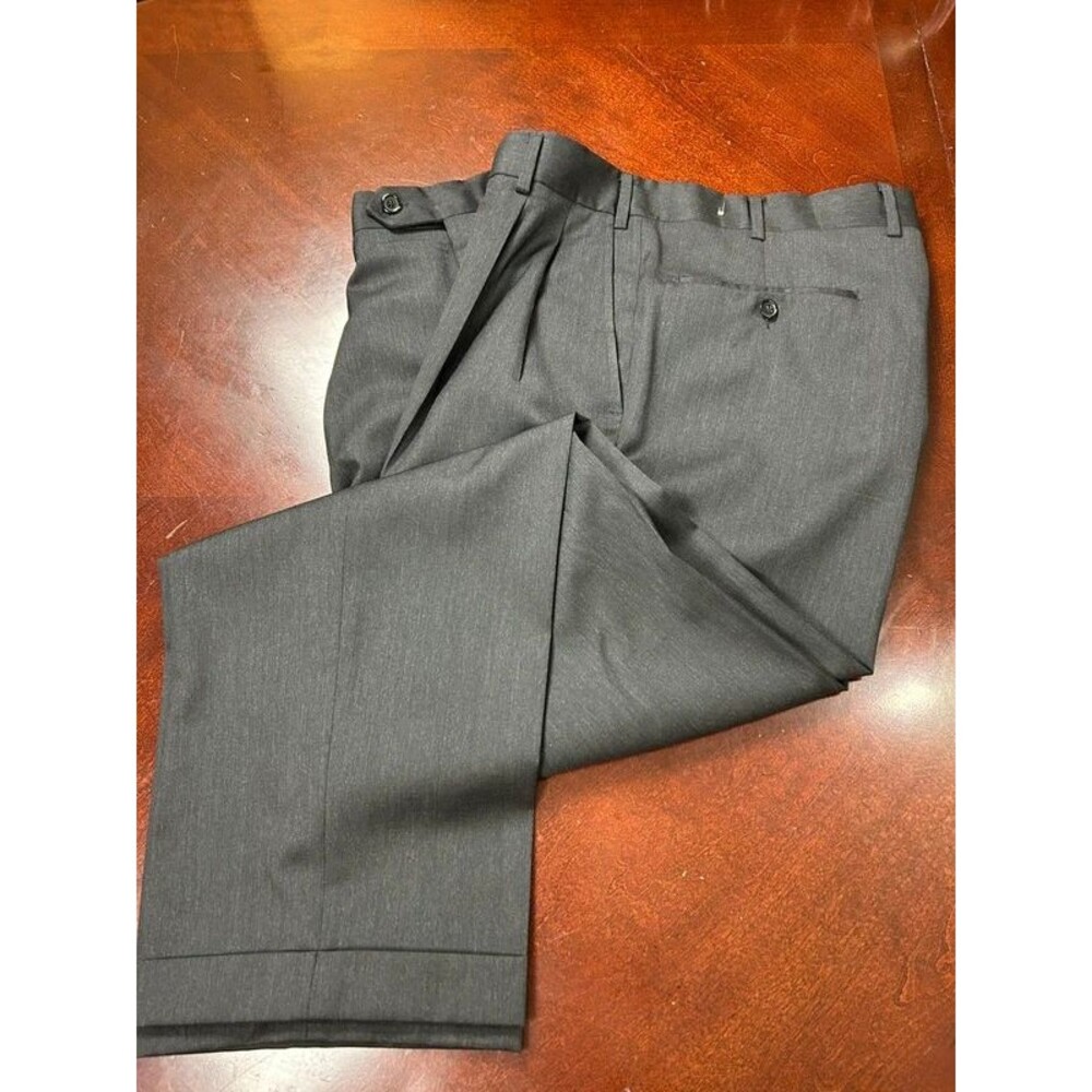 Kirkland Signature Men's Gray 100% Italian Wool Twill Pleated Dress Pants 38x30